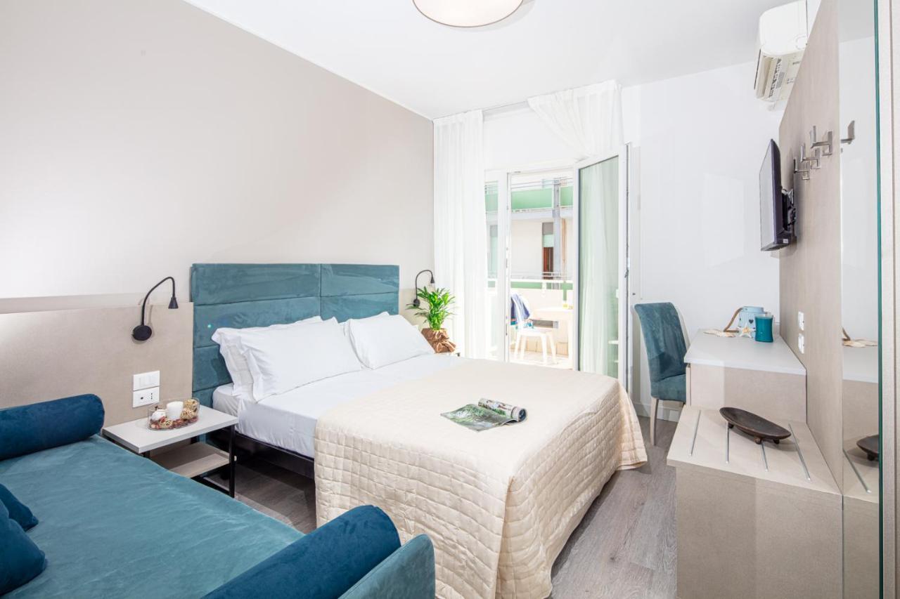 Hotel Pigalle Lido di Jesolo Eksteriør bilde