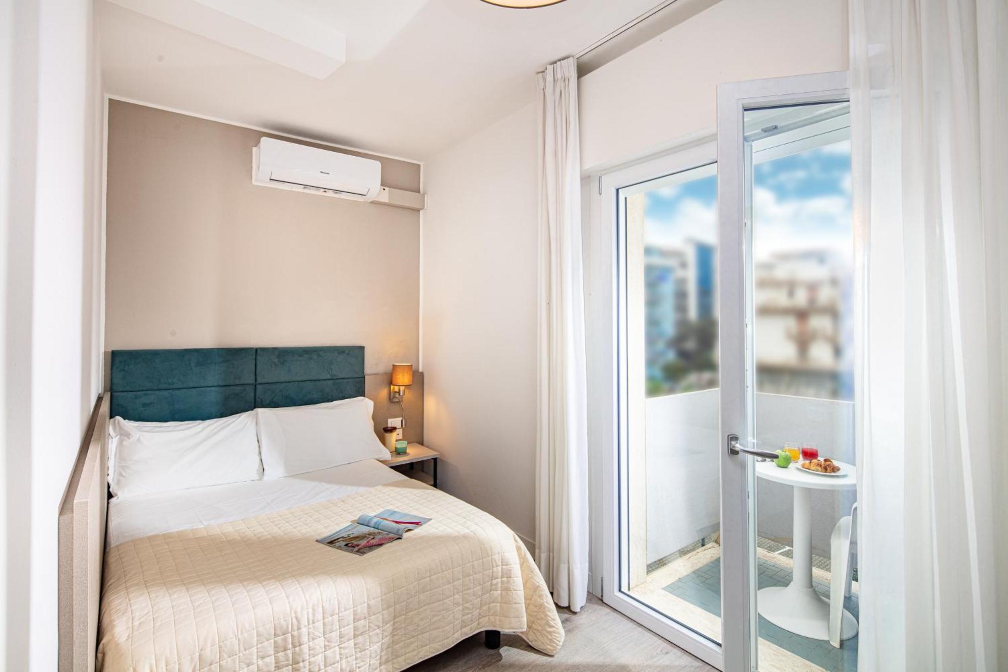 Hotel Pigalle Lido di Jesolo Eksteriør bilde