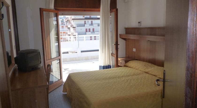 Hotel Pigalle Lido di Jesolo Eksteriør bilde